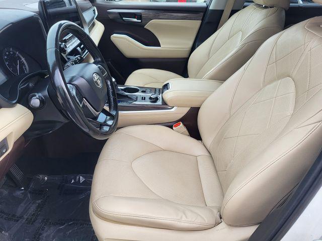 used 2020 Toyota Highlander car, priced at $27,995