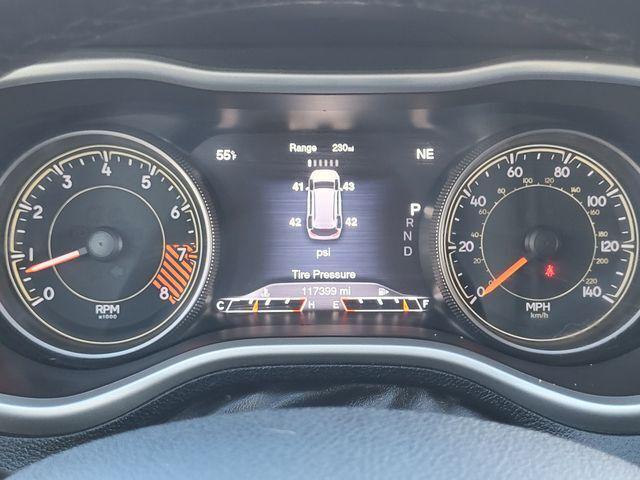 used 2015 Jeep Cherokee car, priced at $11,791