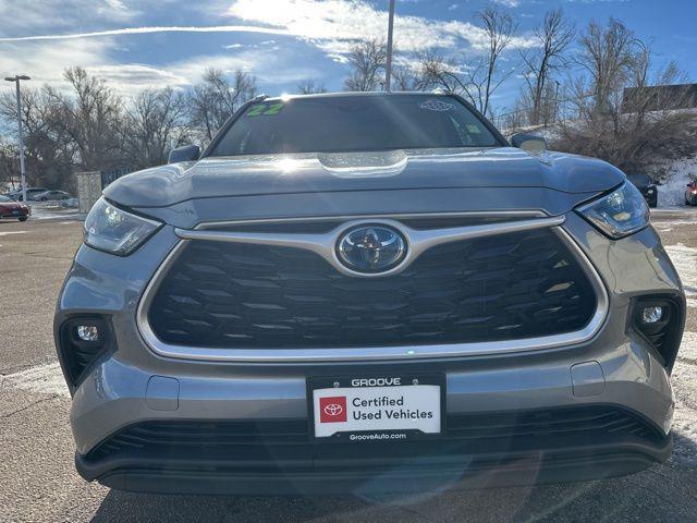 used 2022 Toyota Highlander Hybrid car, priced at $41,992