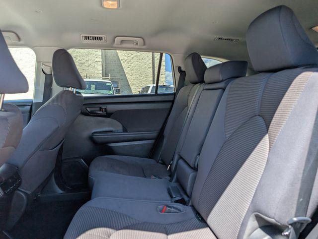 used 2022 Toyota Highlander car, priced at $31,638