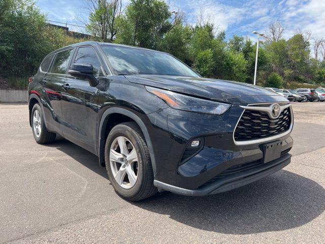 used 2023 Toyota Highlander car, priced at $35,467