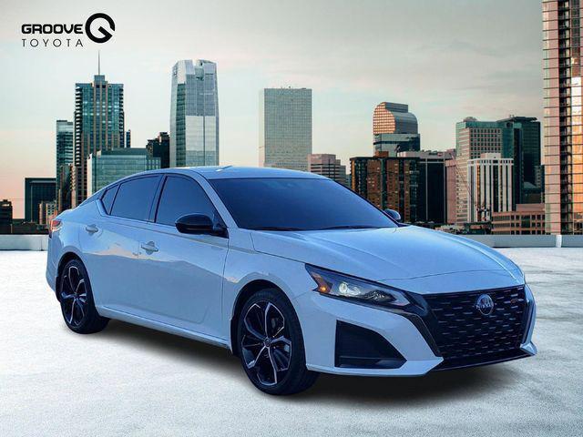 used 2023 Nissan Altima car, priced at $18,491