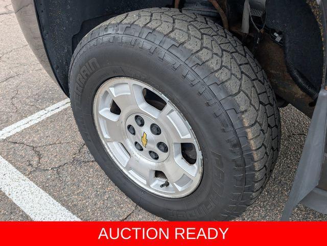 used 2011 Chevrolet Avalanche car, priced at $7,895