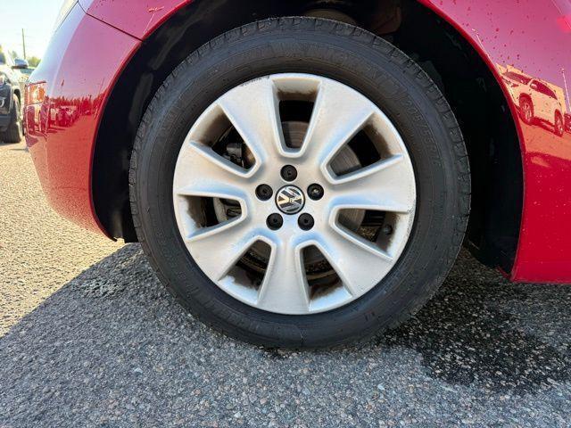 used 2009 Volkswagen New Beetle car