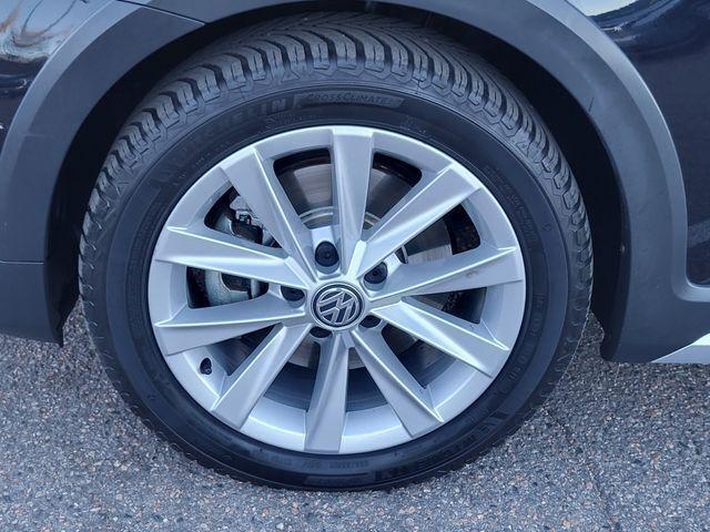 used 2019 Volkswagen Golf Alltrack car, priced at $19,106