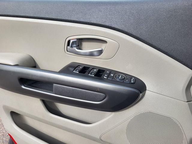 used 2016 Kia Sedona car, priced at $6,242