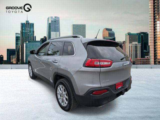 used 2015 Jeep Cherokee car, priced at $13,899