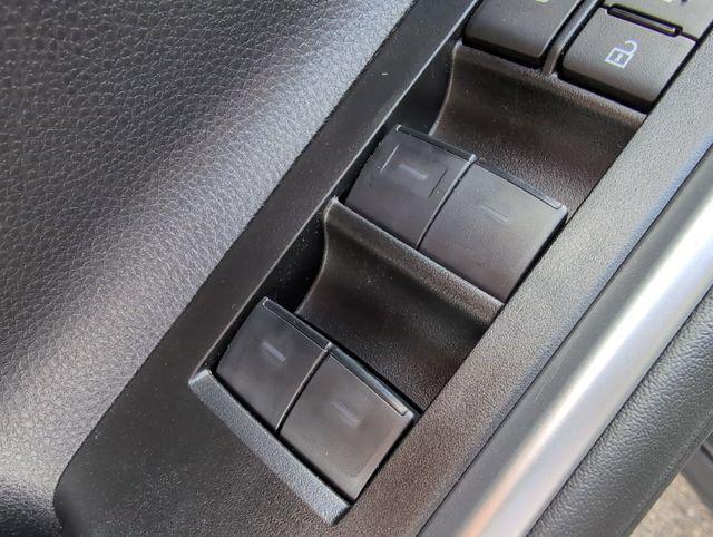 new 2025 Toyota Highlander car, priced at $50,473