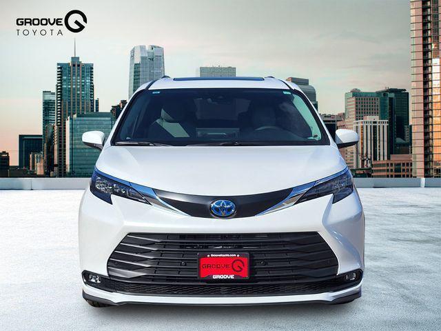 new 2025 Toyota Sienna car, priced at $49,280