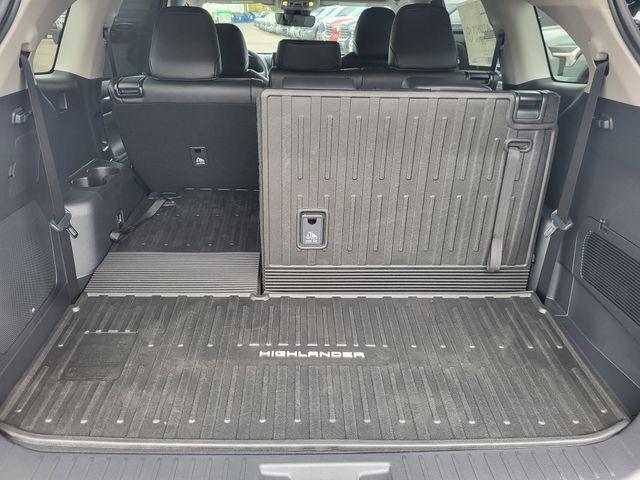 new 2026 Toyota Highlander car, priced at $52,853