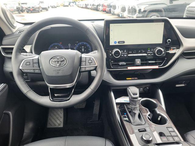 new 2026 Toyota Highlander car, priced at $52,853