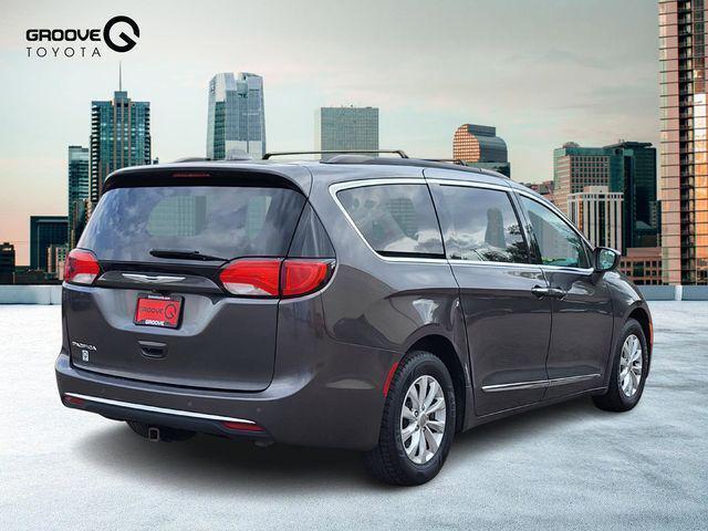 used 2017 Chrysler Pacifica car, priced at $7,995