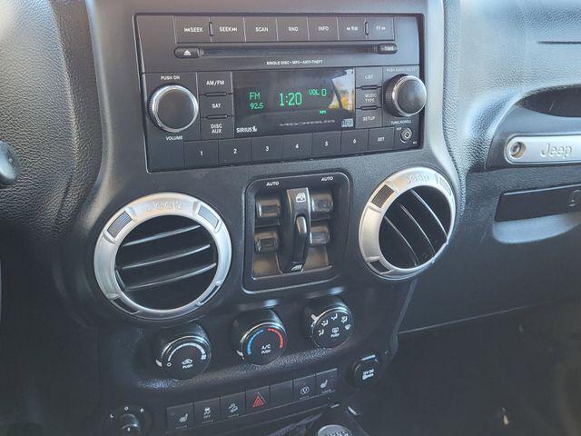 used 2015 Jeep Wrangler Unlimited car, priced at $18,955