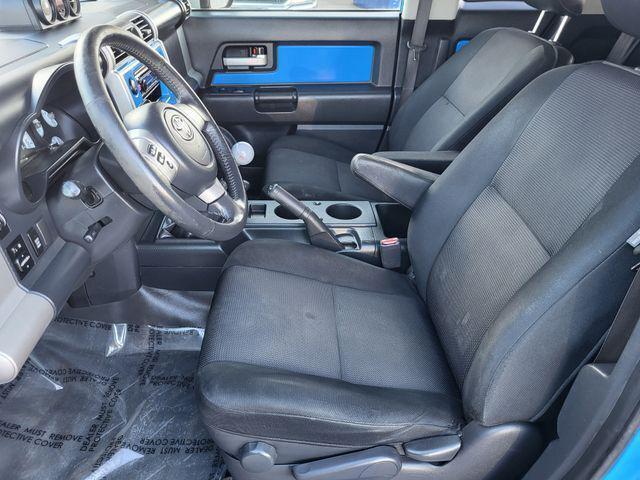 used 2007 Toyota FJ Cruiser car, priced at $14,022