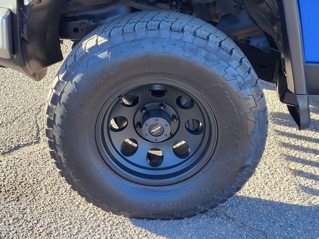 used 2007 Toyota FJ Cruiser car, priced at $14,022