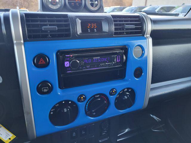 used 2007 Toyota FJ Cruiser car, priced at $14,022