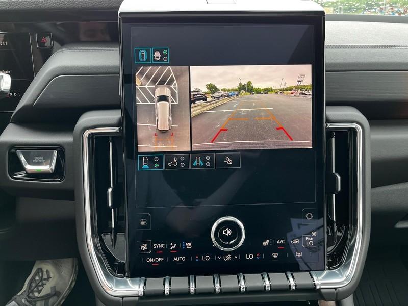new 2025 GMC Yukon XL car
