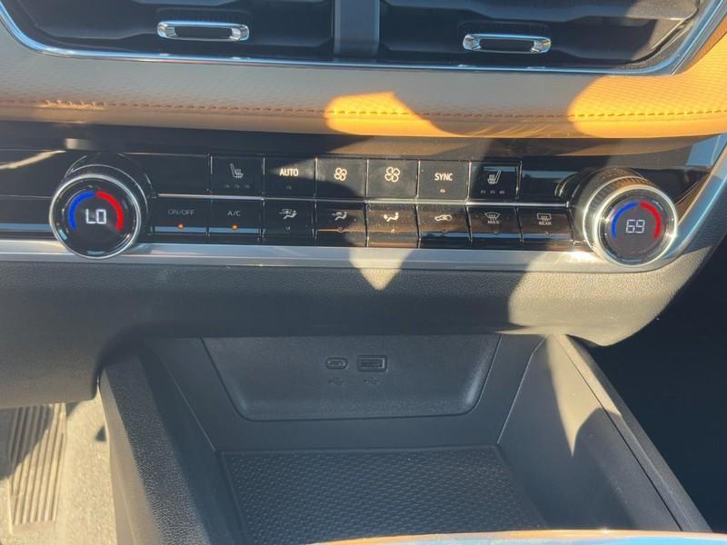 new 2026 Chevrolet Equinox car, priced at $37,390