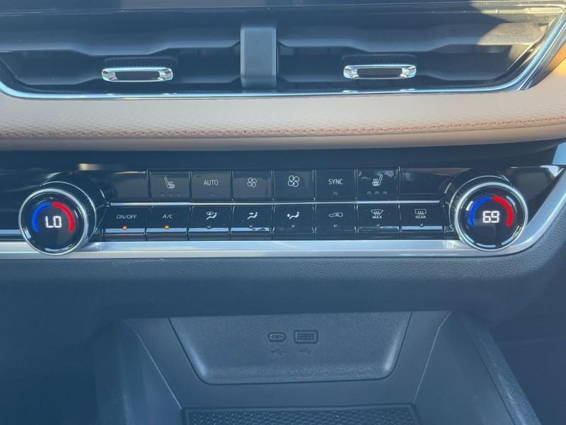 new 2026 Chevrolet Equinox car, priced at $37,390