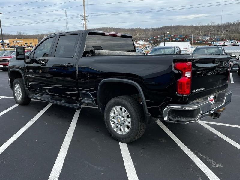 used 2024 Chevrolet Silverado 3500 car