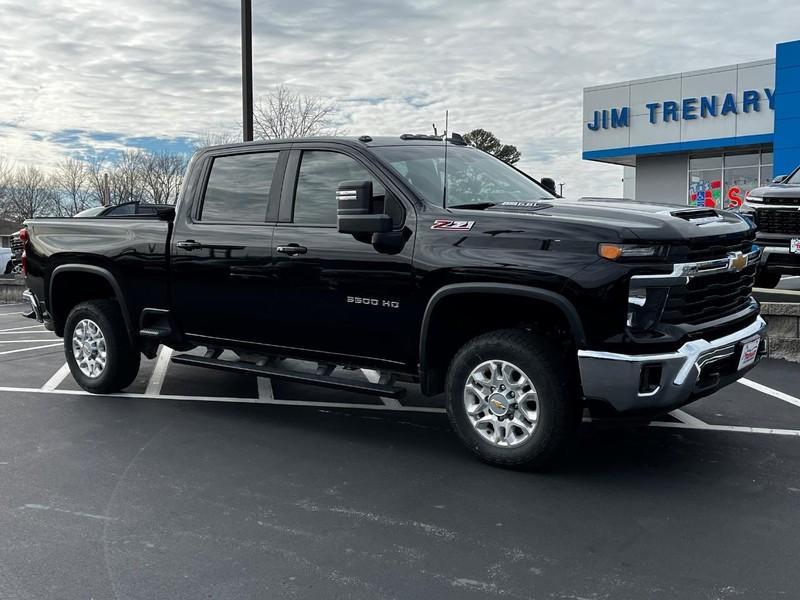 used 2024 Chevrolet Silverado 3500 car