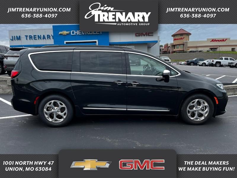 used 2022 Chrysler Pacifica car, priced at $31,713