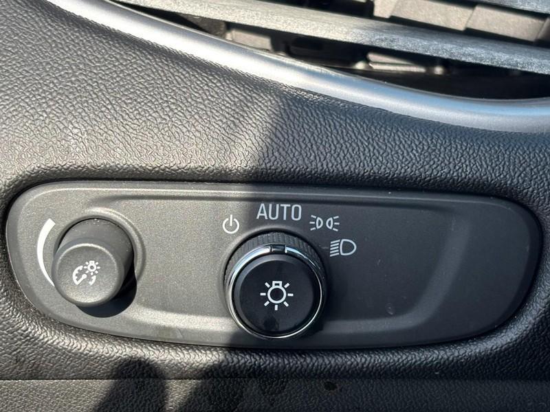 used 2017 Chevrolet Malibu car, priced at $13,890