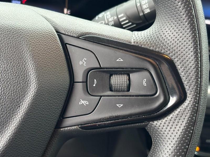 used 2025 Chevrolet TrailBlazer car, priced at $25,870