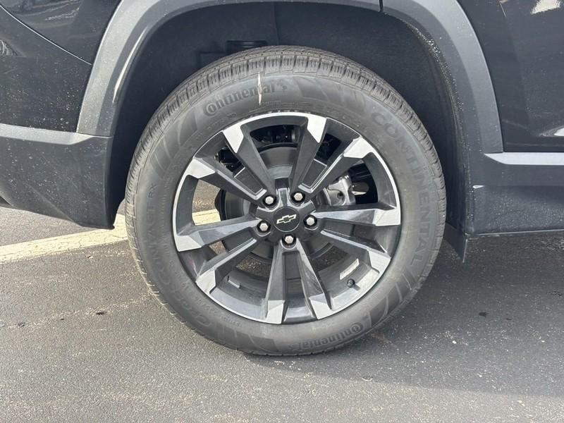 new 2026 Chevrolet Equinox car, priced at $35,631