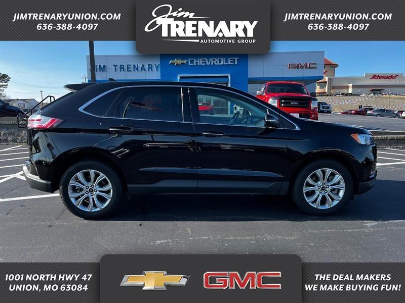 used 2024 Ford Edge car