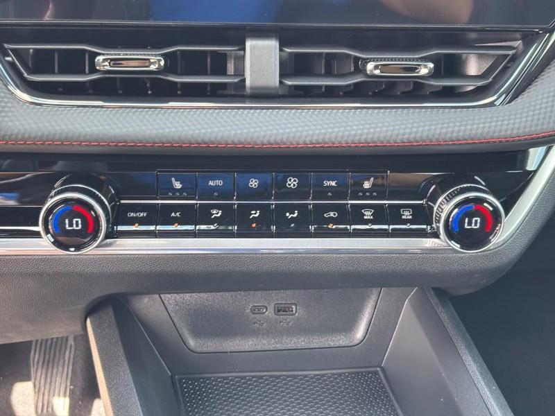 new 2026 Chevrolet Equinox car, priced at $35,345