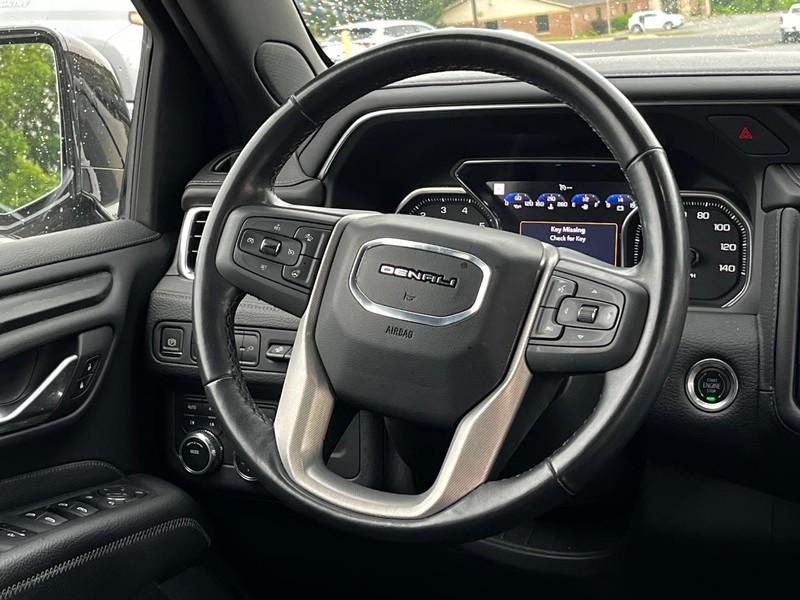 used 2021 GMC Yukon car, priced at $40,226