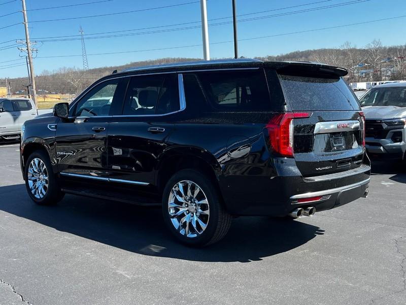 used 2021 GMC Yukon car, priced at $43,454