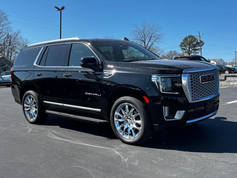 used 2021 GMC Yukon car, priced at $43,454