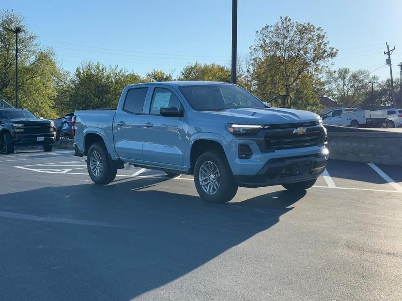 new 2025 Chevrolet Colorado car, priced at $40,605