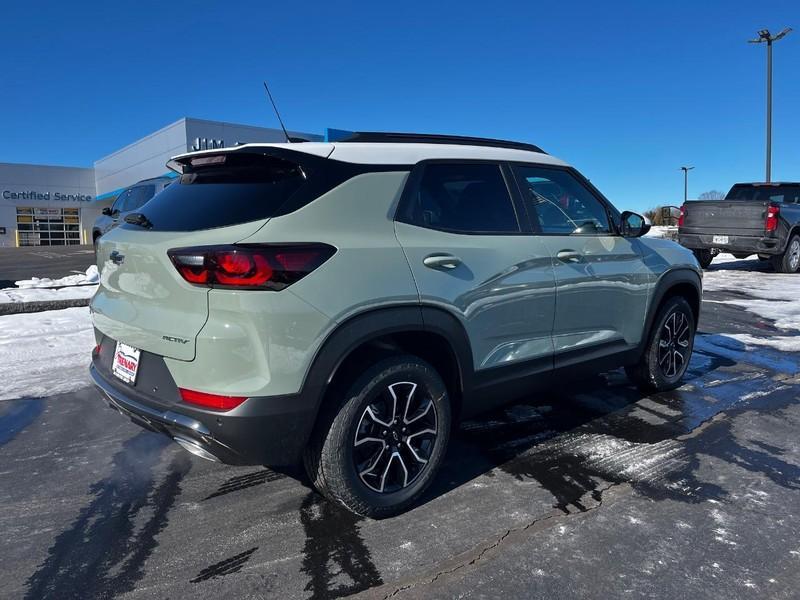 new 2025 Chevrolet TrailBlazer car, priced at $30,165