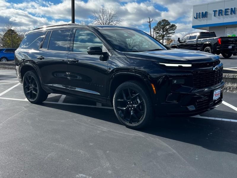 new 2024 Chevrolet Traverse car, priced at $53,120