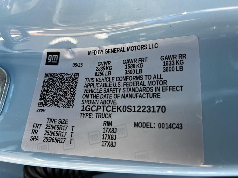 new 2025 Chevrolet Colorado car
