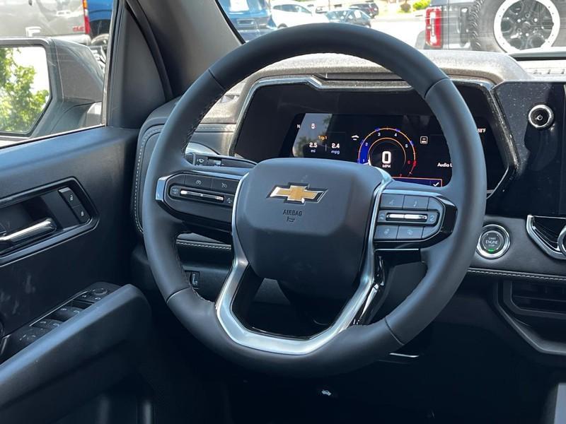 new 2025 Chevrolet Colorado car