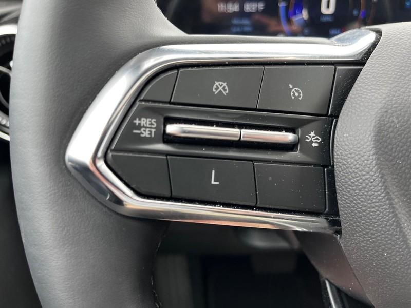 used 2025 Chevrolet Equinox car, priced at $28,982