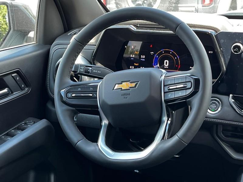 new 2025 Chevrolet Colorado car