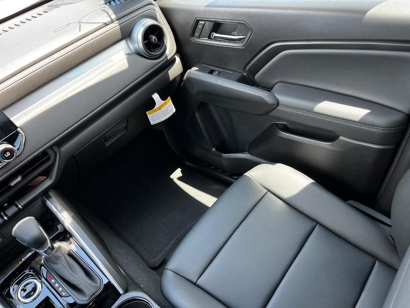 new 2025 Chevrolet Colorado car