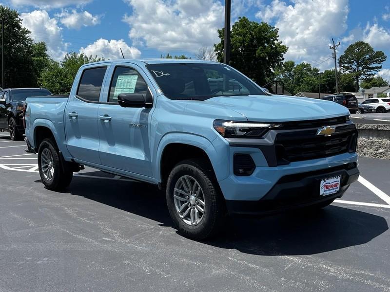 new 2025 Chevrolet Colorado car