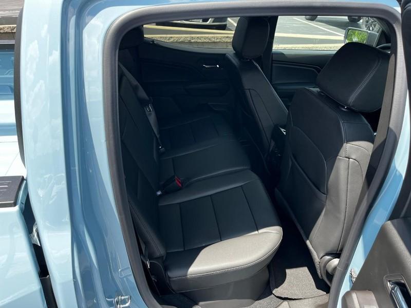 new 2025 Chevrolet Colorado car
