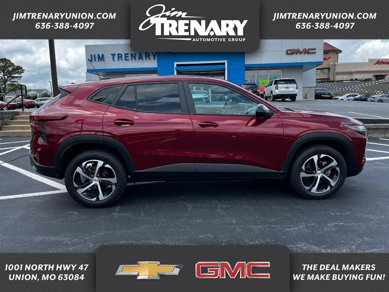 used 2025 Chevrolet Trax car