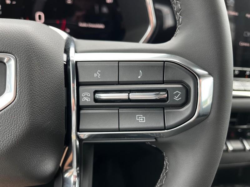 new 2025 GMC Canyon car, priced at $37,180