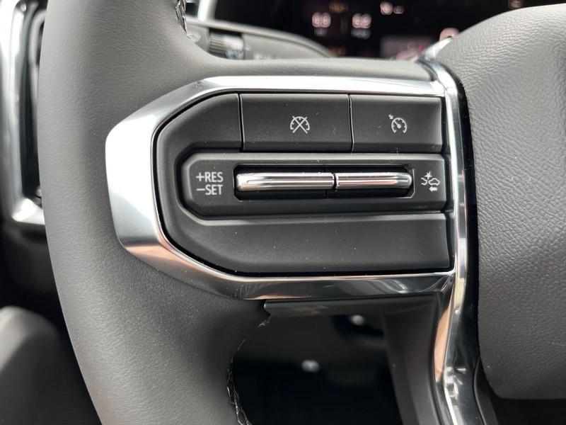 new 2025 GMC Canyon car, priced at $37,180