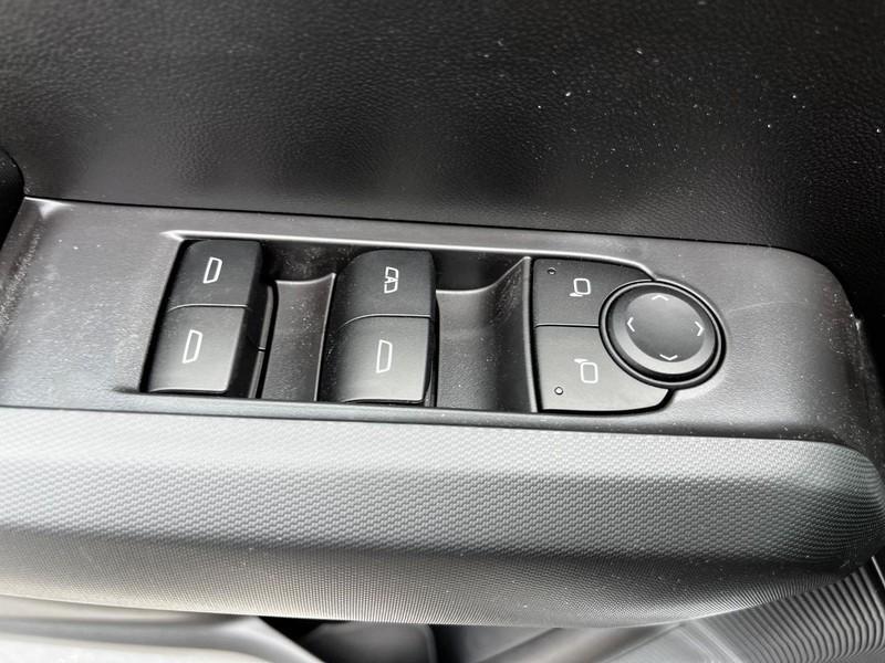 new 2025 GMC Canyon car, priced at $37,180