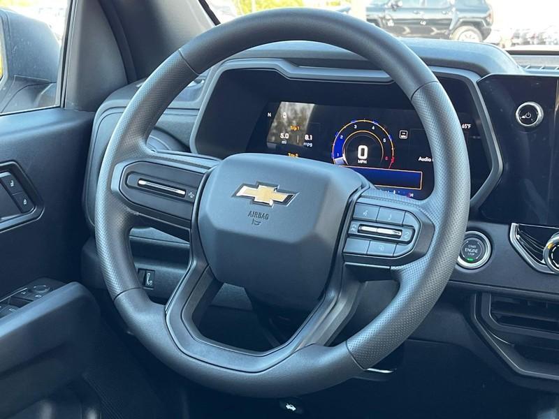 new 2024 Chevrolet Colorado car, priced at $33,499