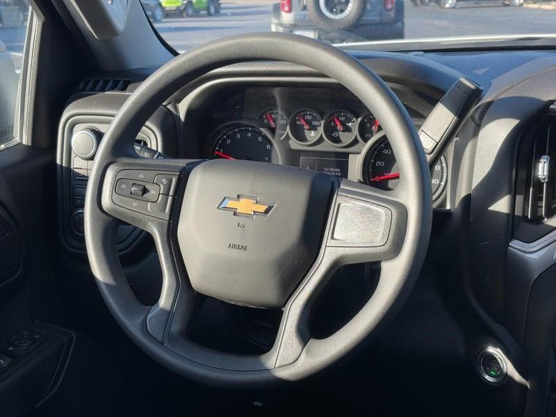 new 2026 Chevrolet Silverado 1500 car, priced at $39,095